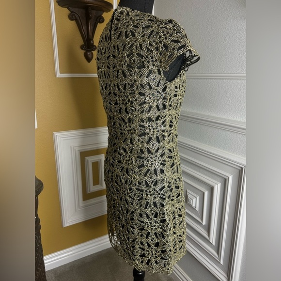 SHORT DRESS IN GOLDEN GUIPURE - Picture 8 of 16